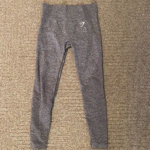 NWOT gently used gym shark leggings!